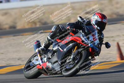 media/Dec-18-2022-SoCal Trackdays (Sun) [[8099a50955]]/Turn 4 (1pm)/